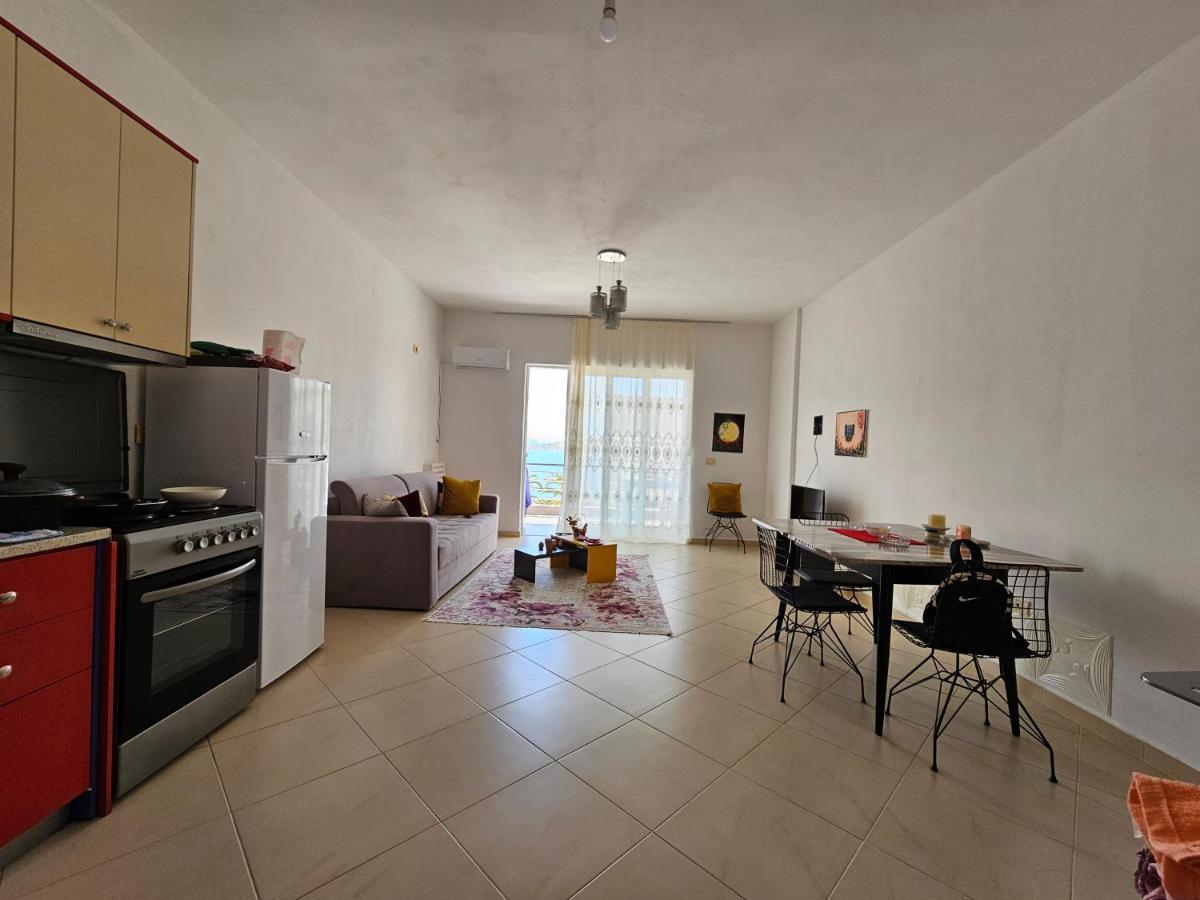 Sunshine Apartment Sarandë Esterno foto